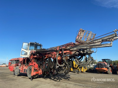 Sandvik on 2008 Sandvik DT1130-SC 4x4 3 drill boom plus man basket boom ジャンボ
