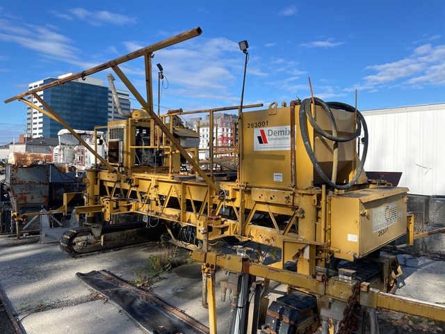 Power Curbers Town & Country Concrete Paver