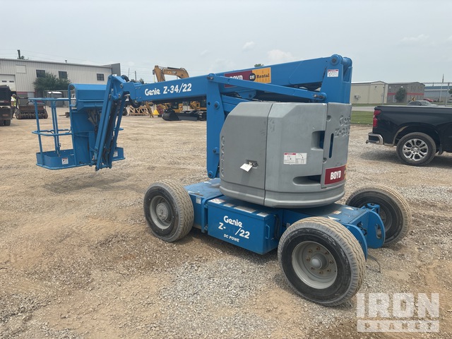 ELEVADOR ARTICULADO 2016 GENIE Z3422