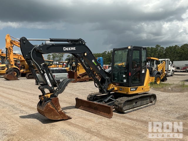 MINI EXCAVADORA JOHN DEERE 60G
