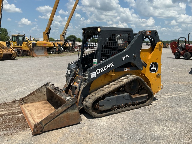 2023 John Deere 317G