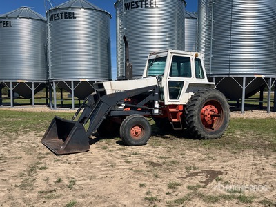 1977 Case 1370 Trattore agricolo 2RM