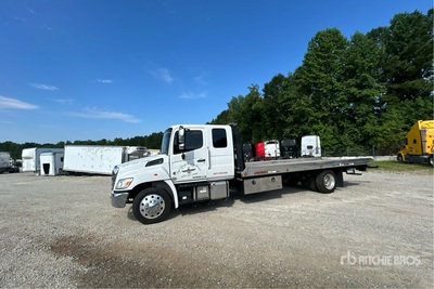 2025 Hino L6 4x2 Extended Cab Rollback Truck