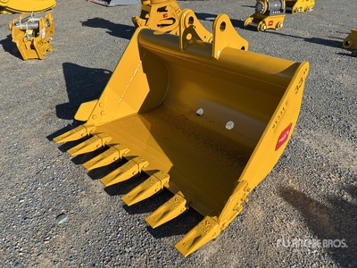 2025 Hongwing 850 mm Digging Excavator Bucket - Fits Bobcat MX331 (Unused)