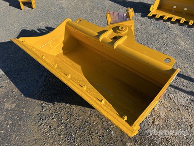 2025 Hongwing 1200 mm Hydraulic Tilting Excavator Bucket - Fits Cat 306 (Unused)