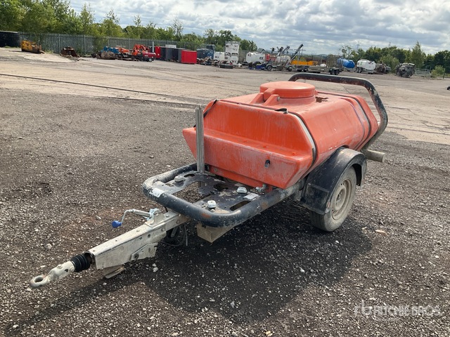 Brendon BB1000 1000 L Tanque de agua | Ritchie Bros. Auctioneers