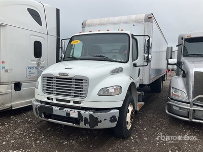 2016 Freightliner M2106 4x2 Gesloten vrachtwagen