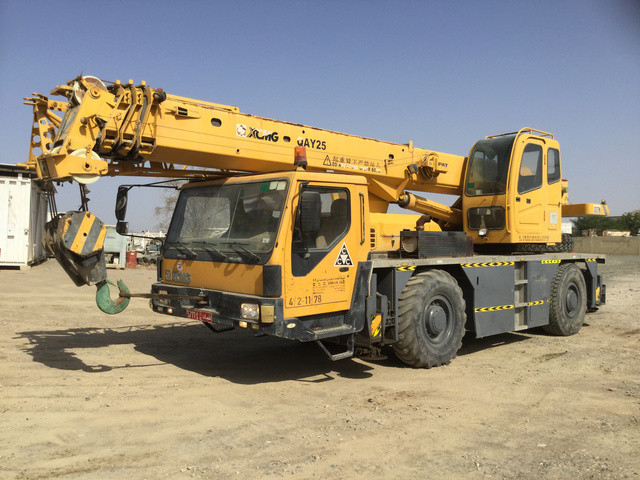 2007 XCMG QAY25 All Terrain Crane