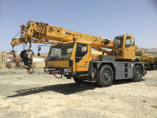 2007 XCMG QAY25 All Terrain Crane