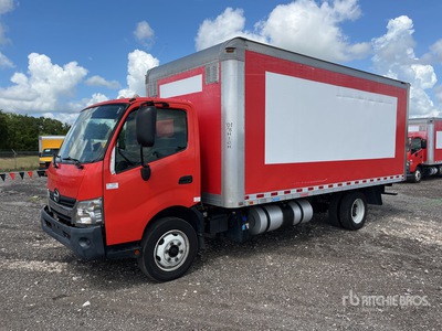 2018 Hino 195 4x2 Van Truck