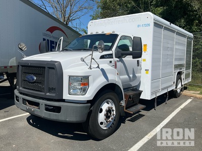 2017 Ford F-650 6x4 8 Bay Beverage Truck