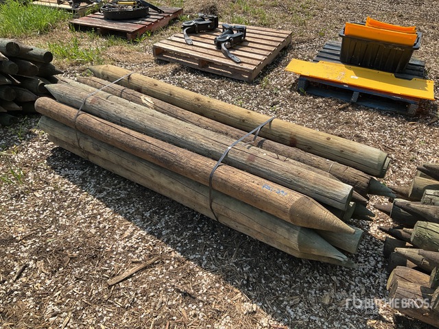 Quantity of (20) 7 ft x 4.5 in Treated Fence Posts | Ritchie Bros ...