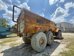 Picture, Right Rear Corner