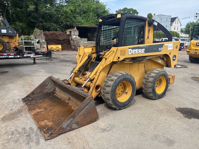 2007 John Deere 325