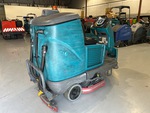 Picture, Right Rear Corner