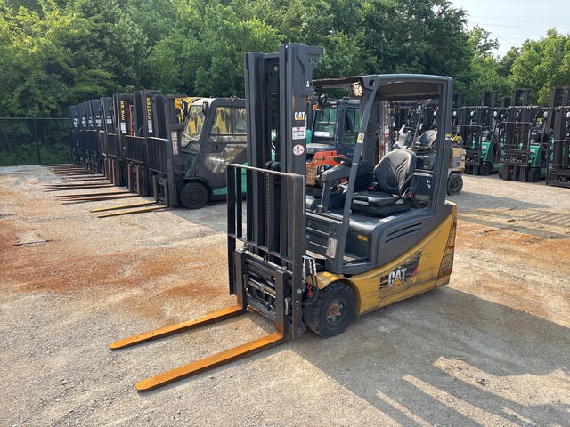 2019 Cat 2ET3000 2860 lb Electric Forklift