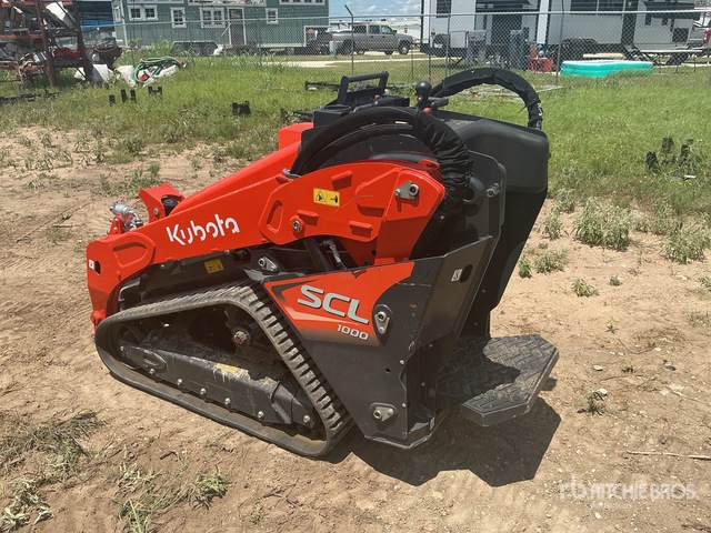 MINI CARGADOR SOBRE ORUGAS COMPACTO KUBOTA SCL1000