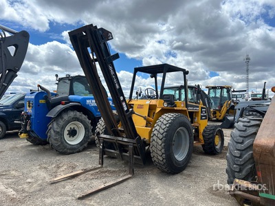 2000 Loadlifter 2422-6C Series C 6000 lb 4x4 Chariot élévateur tout terrain (Inoperable)