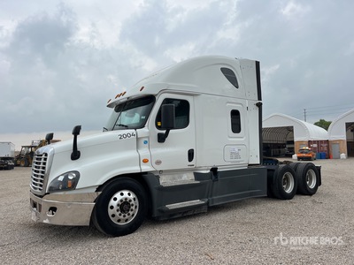 2016 Freightliner Cascadia 125 6x4 Evolution T/A Sleeper Truck Tractor