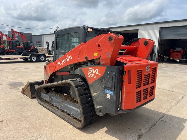 MINI CARGADOR SOBRE ORUGAS 2023 KUBOTA SVL972