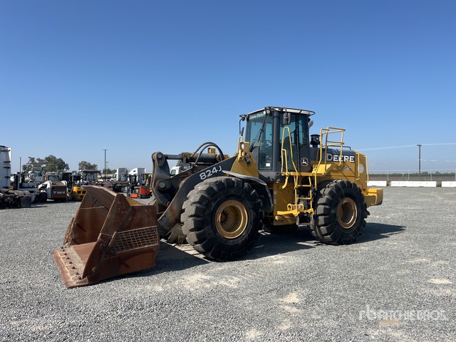 2006 John Deere 824J Wheel Loader | Ritchie Bros. Auctioneers