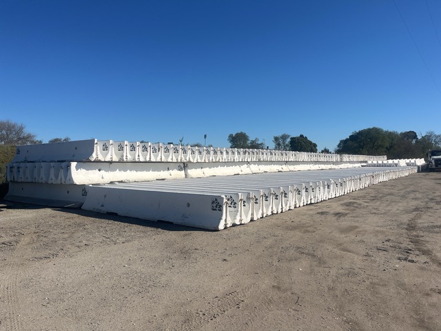 Quantity of (100) K-Rail 20 ft Sections of Barrier