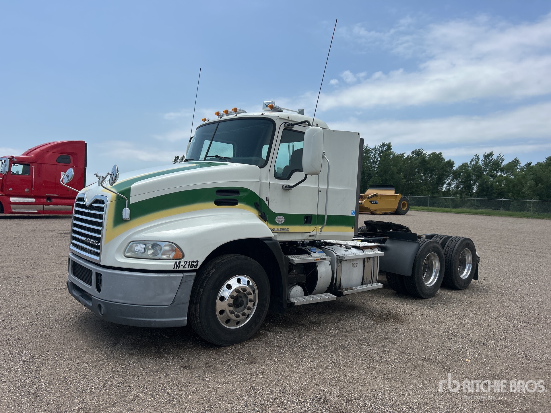 2017 Mack CXU613 6x4 Day Cab Truck Tractor (Inoperable)