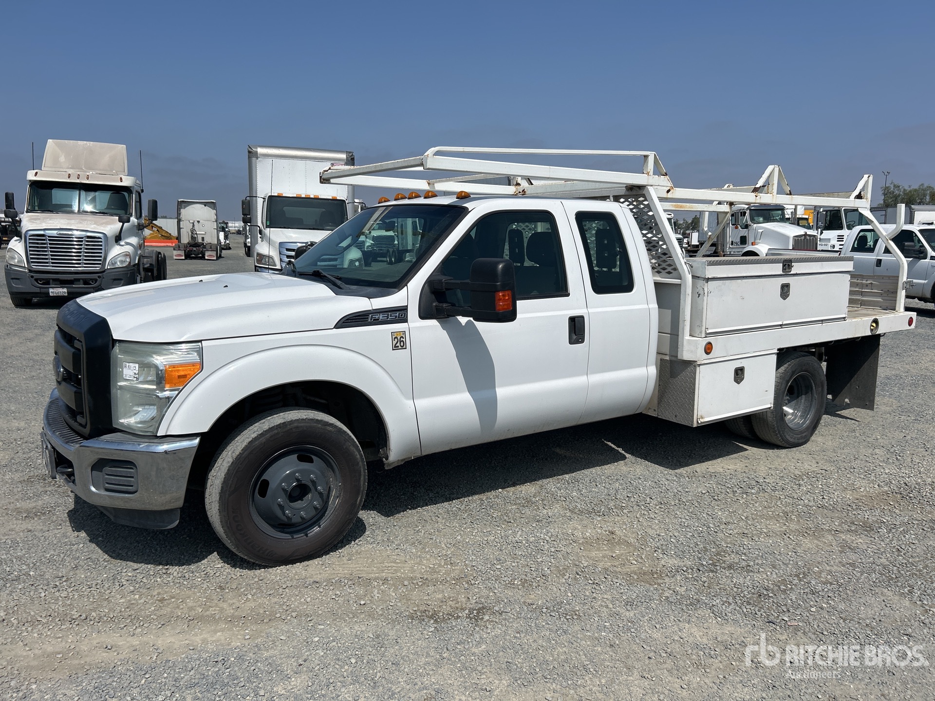 2015 Ford F-350 4x2 Flatbed Truck