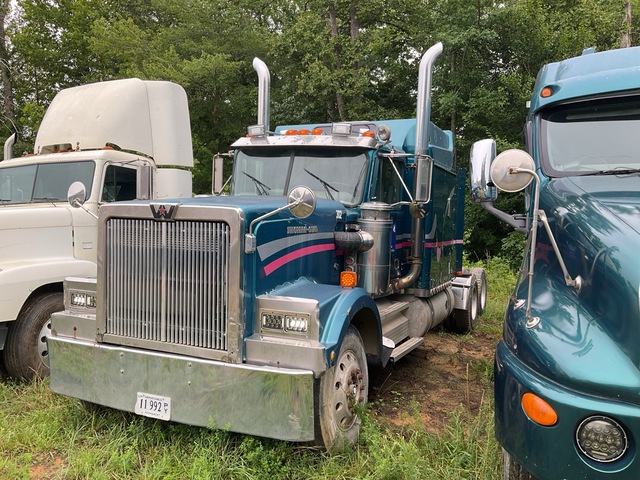 1996 Western Star 4964F 6x4 T/A Sleeper Truck Tractor