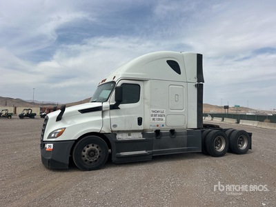 2019 Freightliner Cascadia 126 6x4 T/A Sleeper Truck Tractor