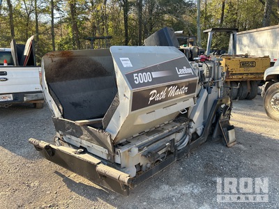 2015 Leeboy 5000 Track Asphalt Paver