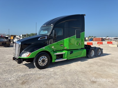 2020 Kenworth T680 6x4 Tracteur Routier Couchette