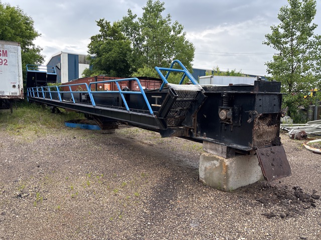 Bituma-Stor 22 in x 88 ft Stationary Slat Conveyer Conveyor