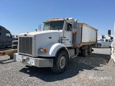 2005 Peterbilt 357 6x4 Camion à benne tandem (Inoperable)