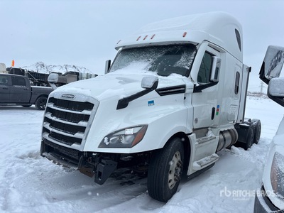2022 Freightliner Cascadia 126 6x4 تراكتور شاحنة كابينة النوم (ثنائية المحور) (Inoperable)