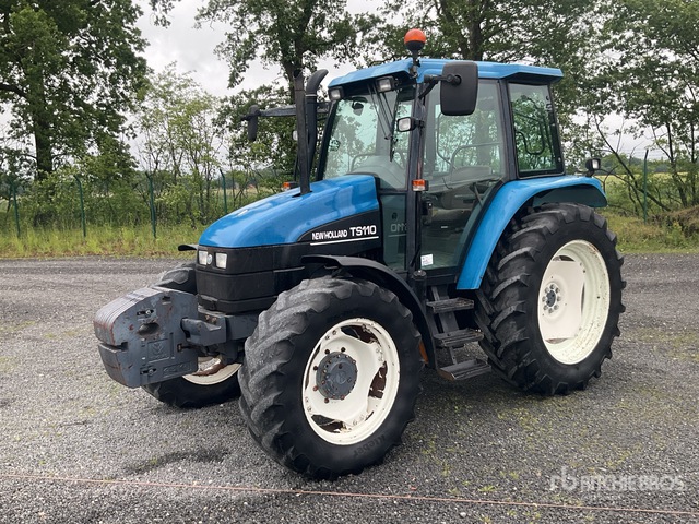 1998 New Holland TS110 4WD Tractor | Ritchie Bros. Auctioneers