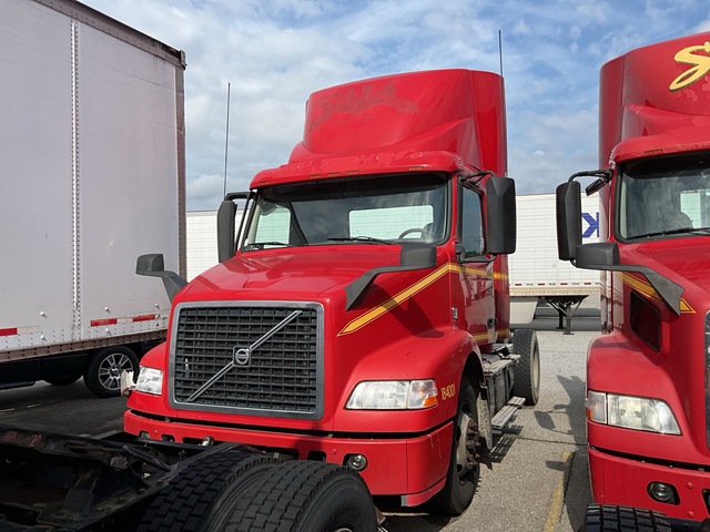 2018 Volvo VNM 4x2 S/A Day Cab Truck Tractor