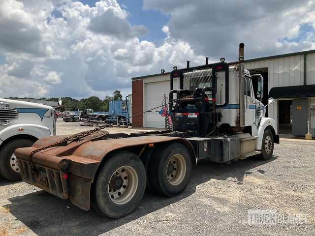 2012 Freightliner Coronado 122 Winch Truck in Conway, Arkansas, United ...