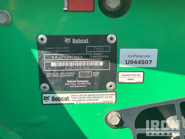 MINI CARGADOR SOBRE ORUGAS 2020 BOBCAT T550