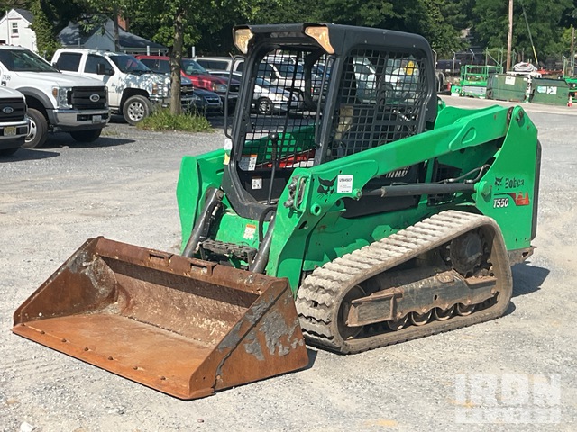 MINI CARGADOR SOBRE ORUGAS 2020 BOBCAT T550