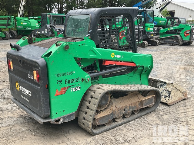 MINI CARGADOR SOBRE ORUGAS 2020 BOBCAT T550