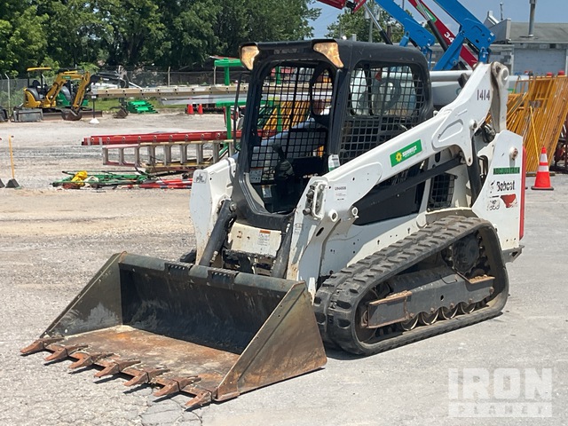 MINI CARGADOR SOBRE ORUGAS 2019 BOBCAT T590