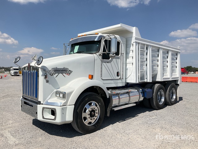 2017 Kenworth T800 6x4 Camion de Volteo / T/A Dump Truck | Ritchie Bros ...