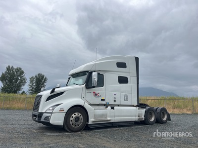 2022 Volvo VNL64T 6x4 Tracteur routier couchette
