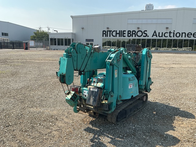 2009 年 Maeda MC285CWM 2.82 t Telescopic Crawler Crane