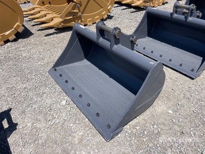 2025 Warrior 48 in Cleanup Cazo para excavadora - Fits Caterpillar 305 (Unused)