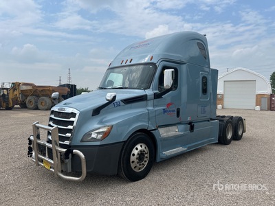 2019 Freightliner Cascadia 126 6x4 T/A Sleeper Truck Tractor