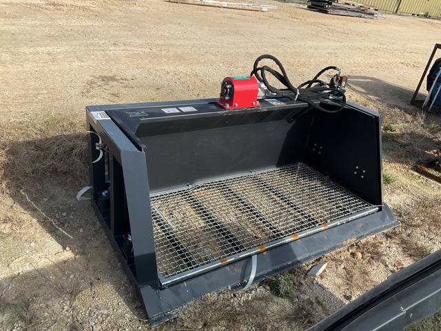 Raytree RMVB78 78" Vibrating Bucket - Unused