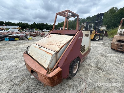 2012 Power Boss SW9XRES Ride-On Barredora