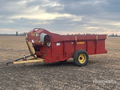 Schuler 220F 5 ft x 15 ft S/A Silage Distributor